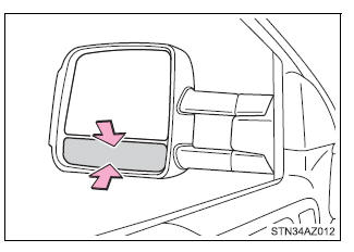 Adjusting the steering wheel and mirrors